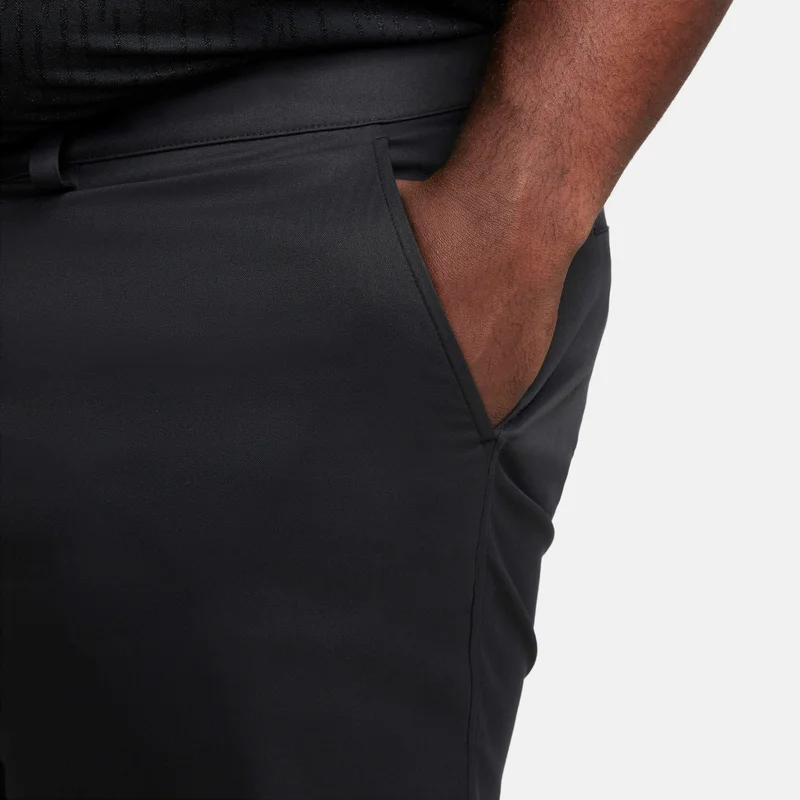 نايكي تور شورت الغولف تشينو للرجال - 20 سم (تقريبًا)